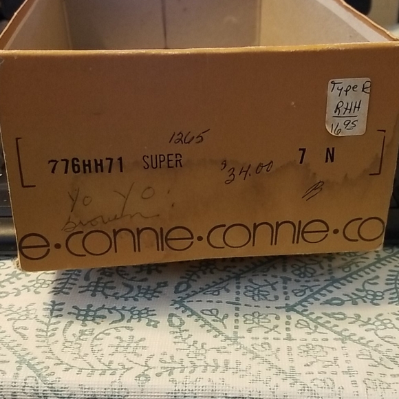 Shoes - Picture 2 of 6